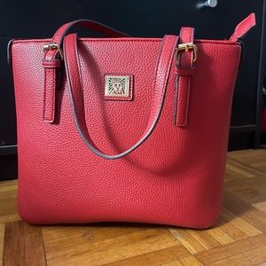 ANNE KLEIN red bad